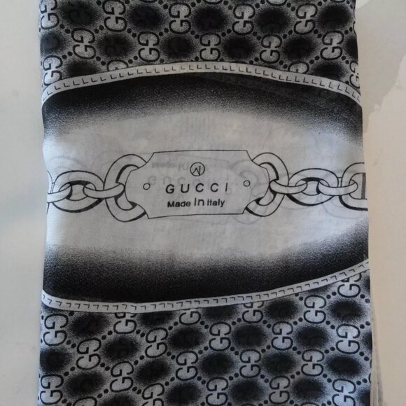 NEW AUTHENTIC RARE 2024 GUCCI 100% SILK SCARF SCARVE BLACK WHITE 60"X20" - Picture 15 of 16